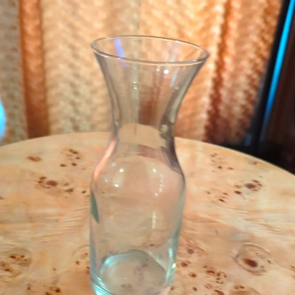 Elegant Clear Glass Mini Vase Or Wine Decanter.